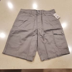 Vans cargo shorts - Size 32 - New with tags